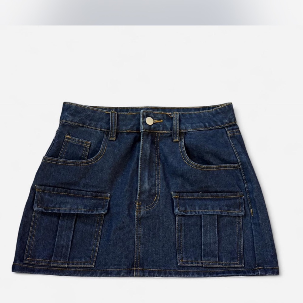 Stylish Denim Mini Skirt with Pockets